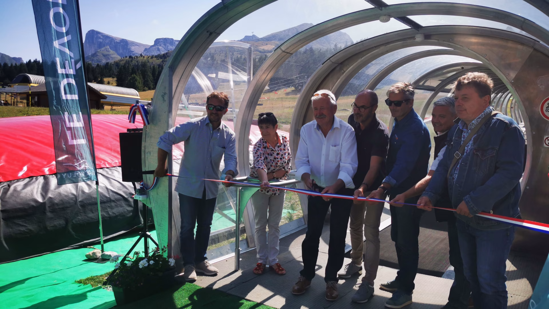 LE DEVOLUY PROJET TAPIS PHOTOVOLTAIQUE