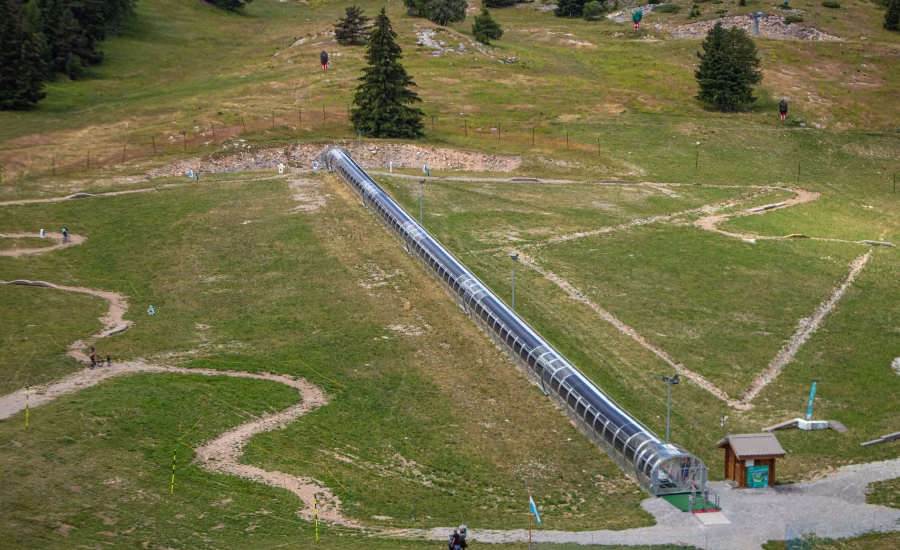 LE DEVOLUY PROJET TAPIS PHOTOVOLTAIQUE
