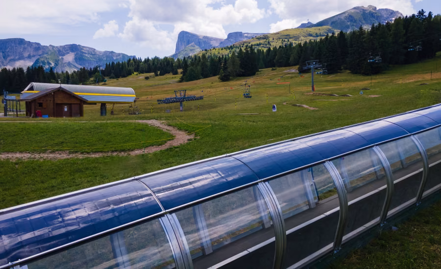 LE DEVOLUY PROJET TAPIS PHOTOVOLTAIQUE
