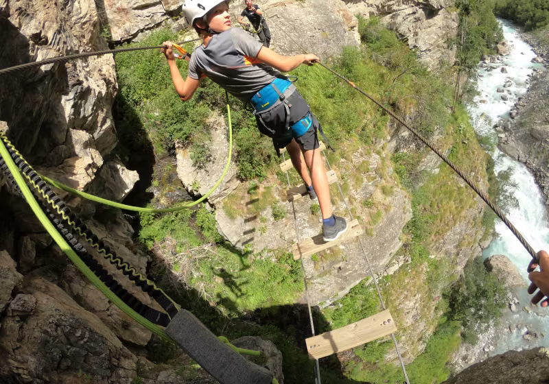 ©les 2 alpes_via ferrata_luka leroy