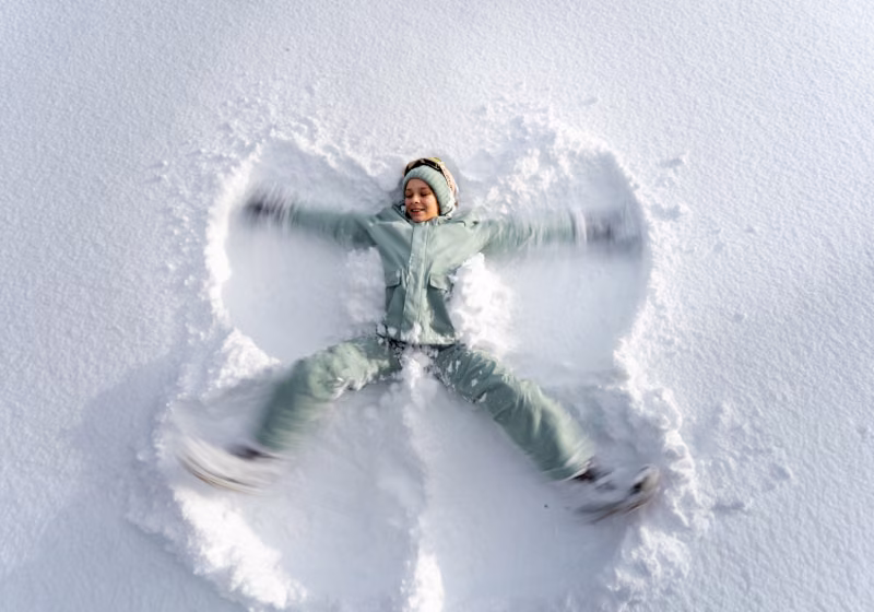 Jeu dans la neige